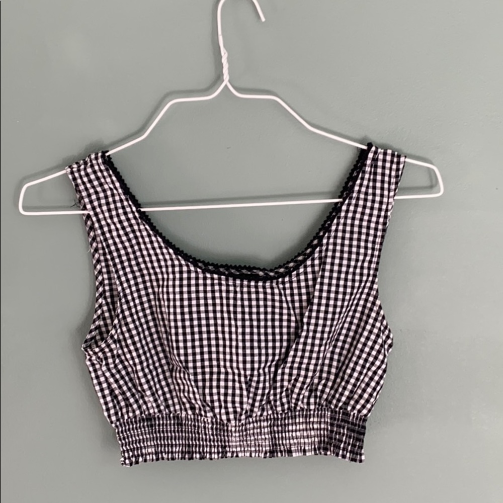 Crop top